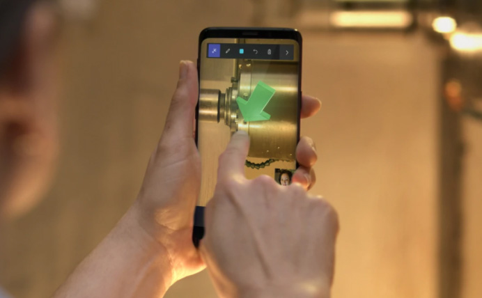 Ecolab利用HoloLens 2和Dynamics 365确保工厂食品安全和生产质量