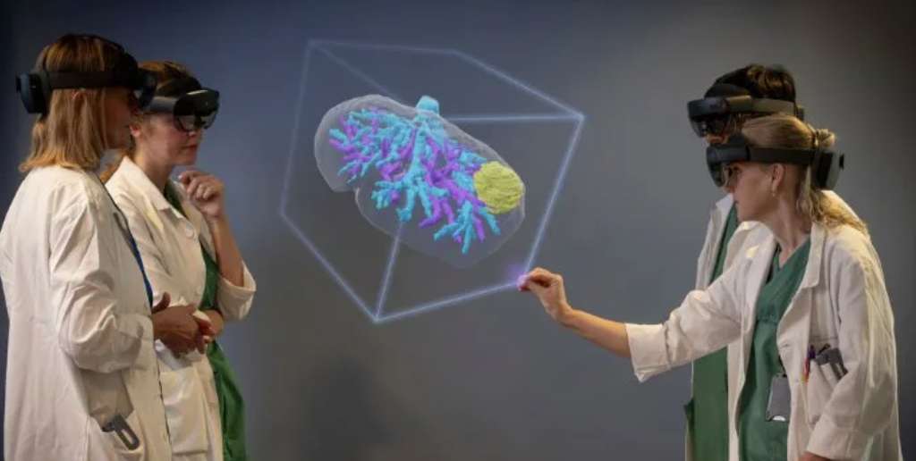 欧盟向HoloLens全息外科技术开发商HoloSurge资助890万欧元