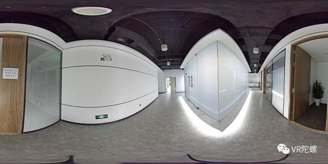 单摄极简主义!小红屋8K 3200万像素全景相机深度评测 | VR陀螺