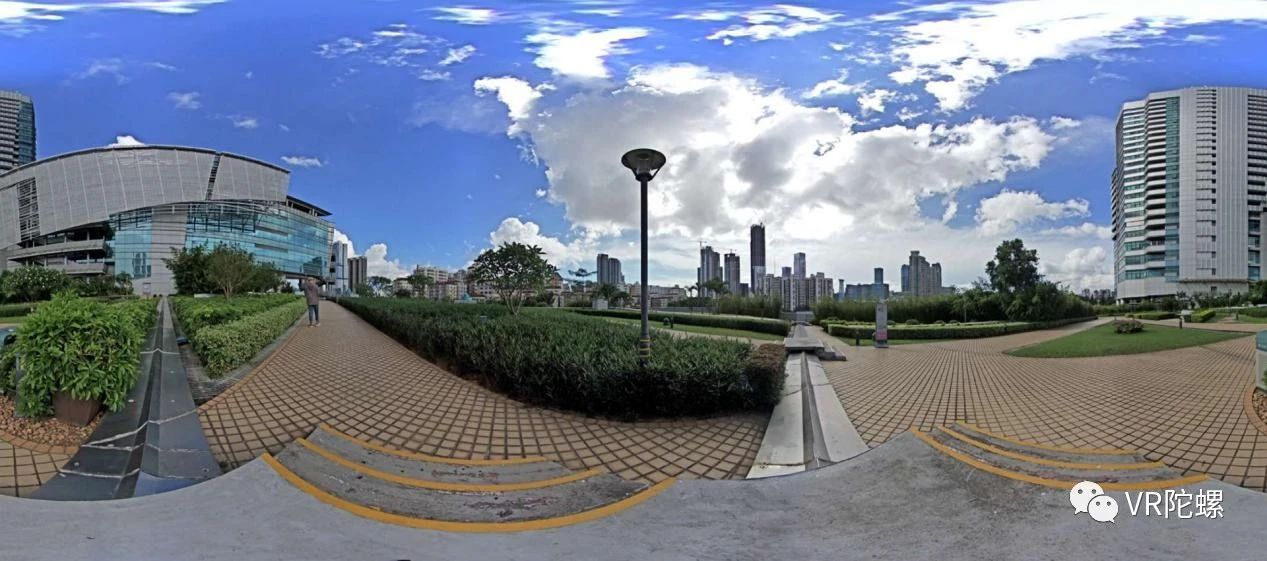 单摄极简主义!小红屋8K 3200万像素全景相机深度评测 | VR陀螺