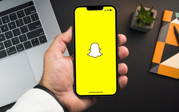 最新资讯Snapchat正在开发虚拟 Bitmoji 世界