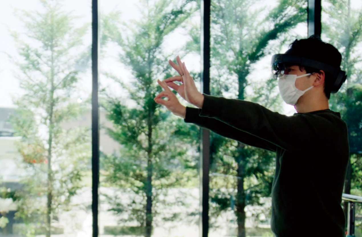 日本顺天堂大学用HoloLens 2开发双向3D在线诊疗系统Holomedicine