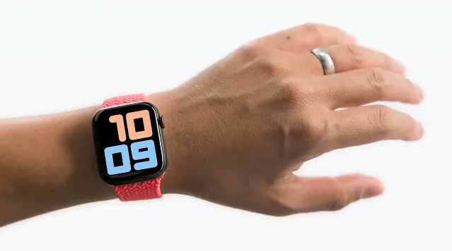 Apple Watch开始支持腕带式微手势控制交互，暗示AR/VR交互潜力