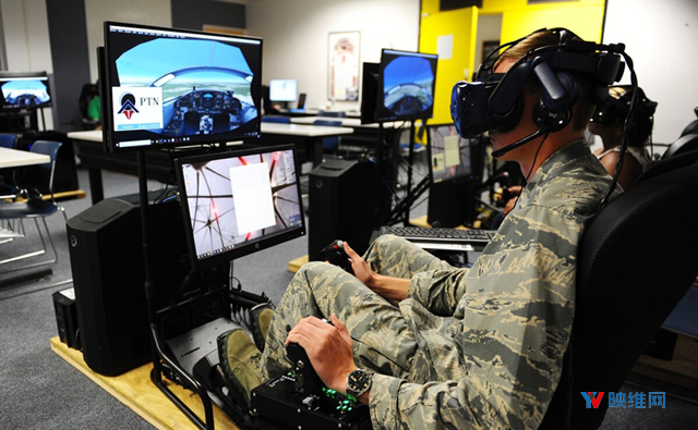 维护成本飙升，预算限高，美国空军转向更低成本VR飞行训练