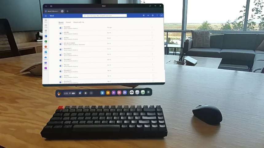 微软Office办公软件登陆Meta Quest，支持透视背景及键盘鼠标
