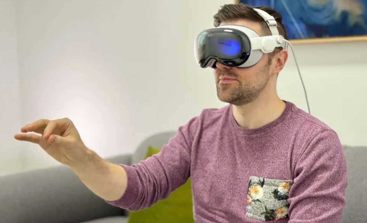 RoadtoVR锐评：要成为主流，Vision Pro必须先做到这六点