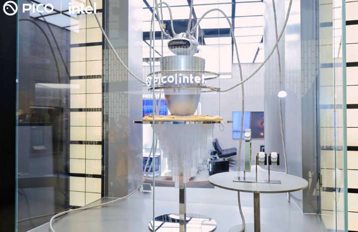 与英特尔合作，PICO首家沉浸式艺术主题概念店在南京开业