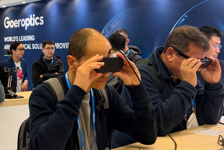 首发50°大视场角碳化硅光波导模组，歌尔光学XR光学方案亮相SPIE