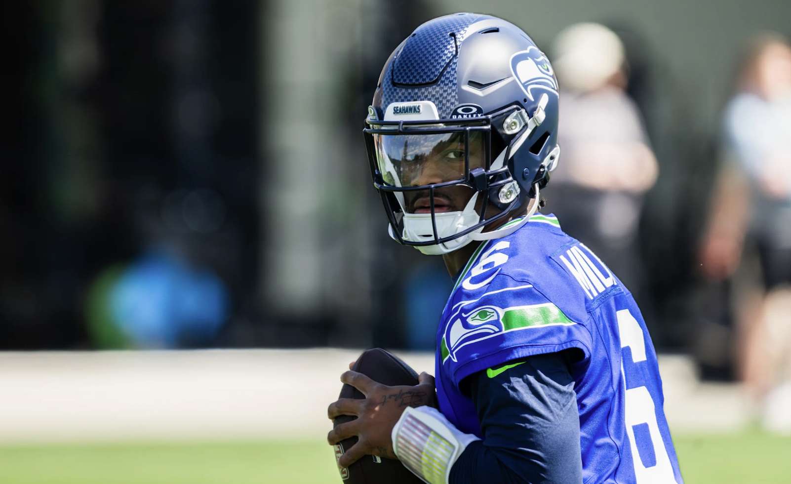 美国NFL海鹰队新秀称，将引入VR训练提升赛场决策能力