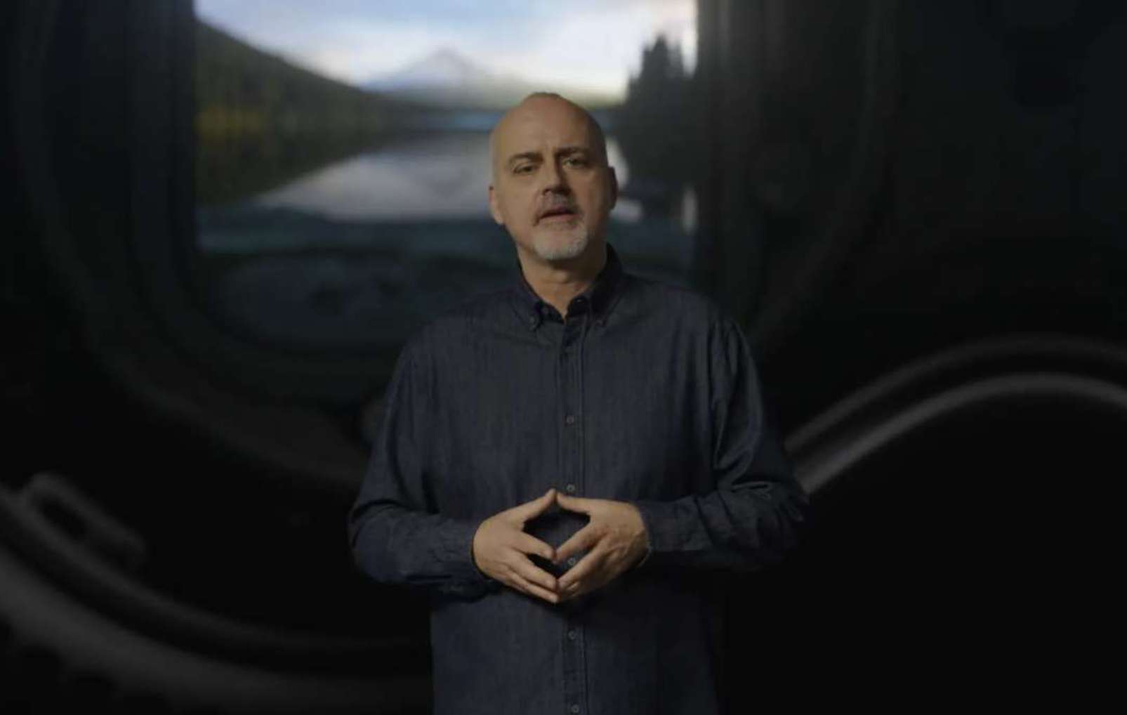 彭博社：苹果Vision Pro团队接管Siri，抽调AR/VR核心高管救场