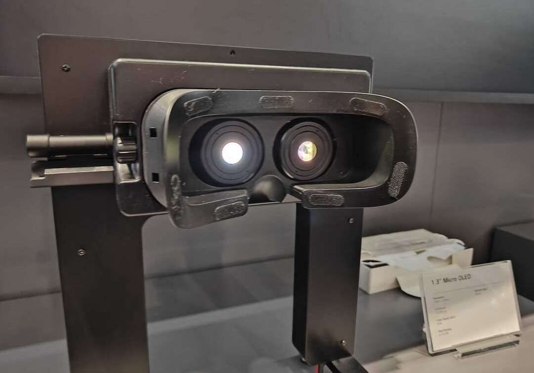 LG Display展示 4175 PPI 像素密度Micro OLED显示面板