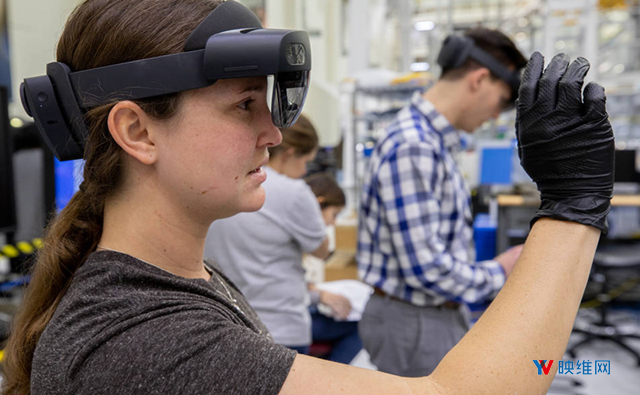 NASA用HoloLens 2协助2024年登月计划，提高宇宙飞船建造效率
