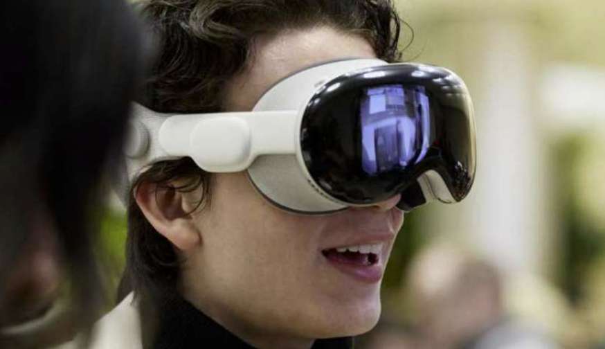 彭博社：全球员工飞美国培训，Vision Pro即将全球开卖