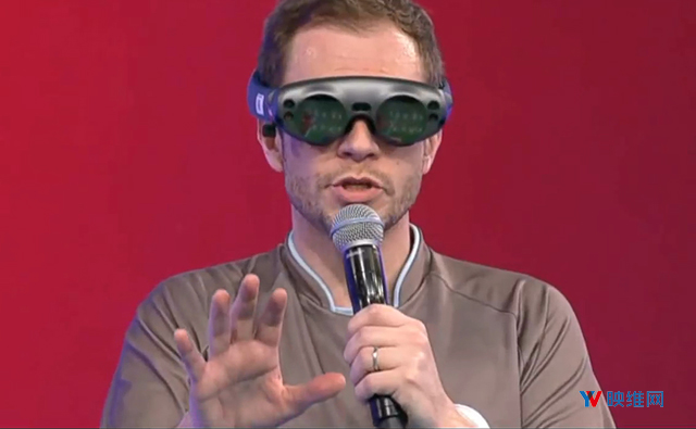 Magic Leap One现身巴西电视节目，演示MR世界杯