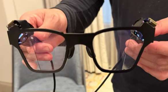 承诺提供全彩保真度，Lumus 70度视场智能眼镜初体验