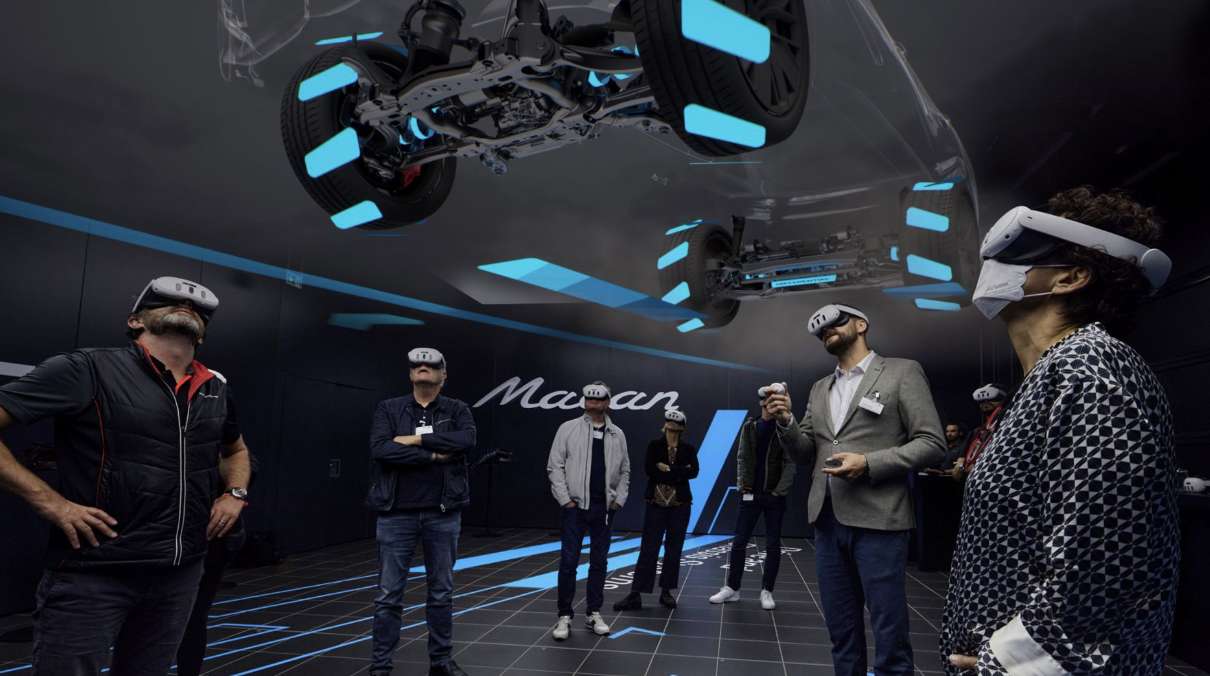 保时捷用VR/MR技术创新Macan车展演示体验