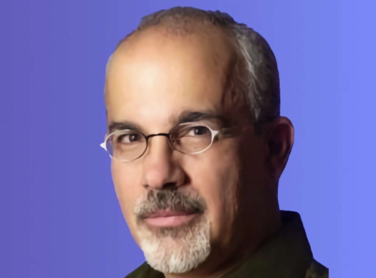 现任Vision Pro产品营销主管Frank Casanova即将退休