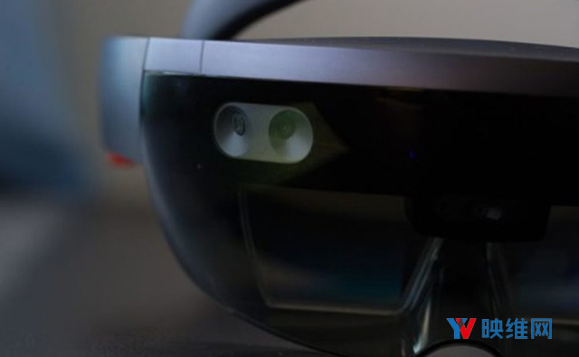 微软新获HoloLens近眼显示技术专利