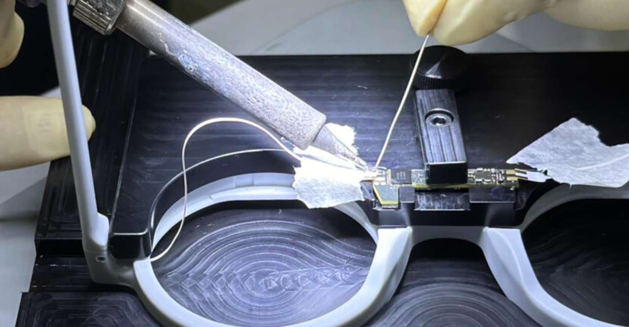 开源AI+AR智能眼镜Frame宣布支持Chat GPT-4o