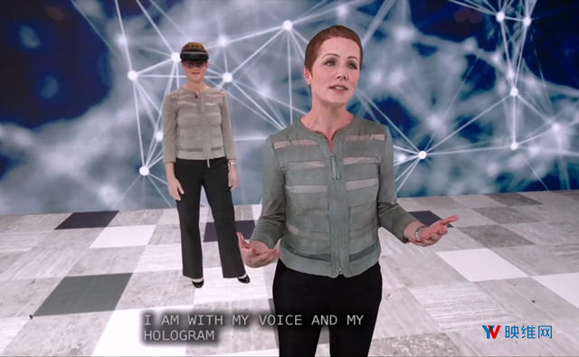 HoloLens+AI翻译，微软演示多语种全息演讲
