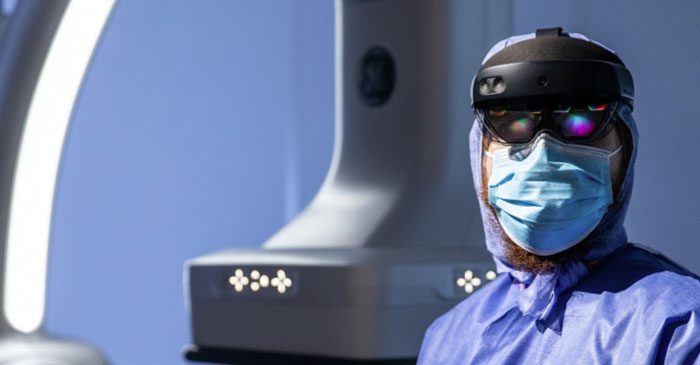 GE医疗与MediView合作开发基于HoloLens 2的医学成像系统