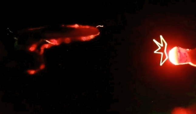 美国杨百翰大学利用“激光+空中漂浮微粒子”创建3D全息图