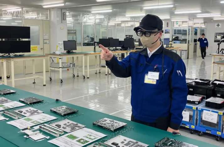 日本企业试点AR眼镜：管理人员掌握现场状况的时间缩短95％