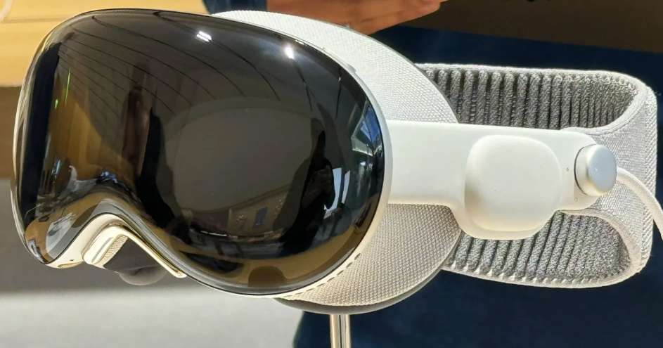 苹果开始为Vision Pro提供设备企业管理支持，拓展ToB企业市场用例