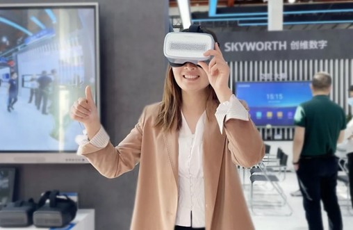 2021CCBN，创维发布首款高通4K千元VR一体机！