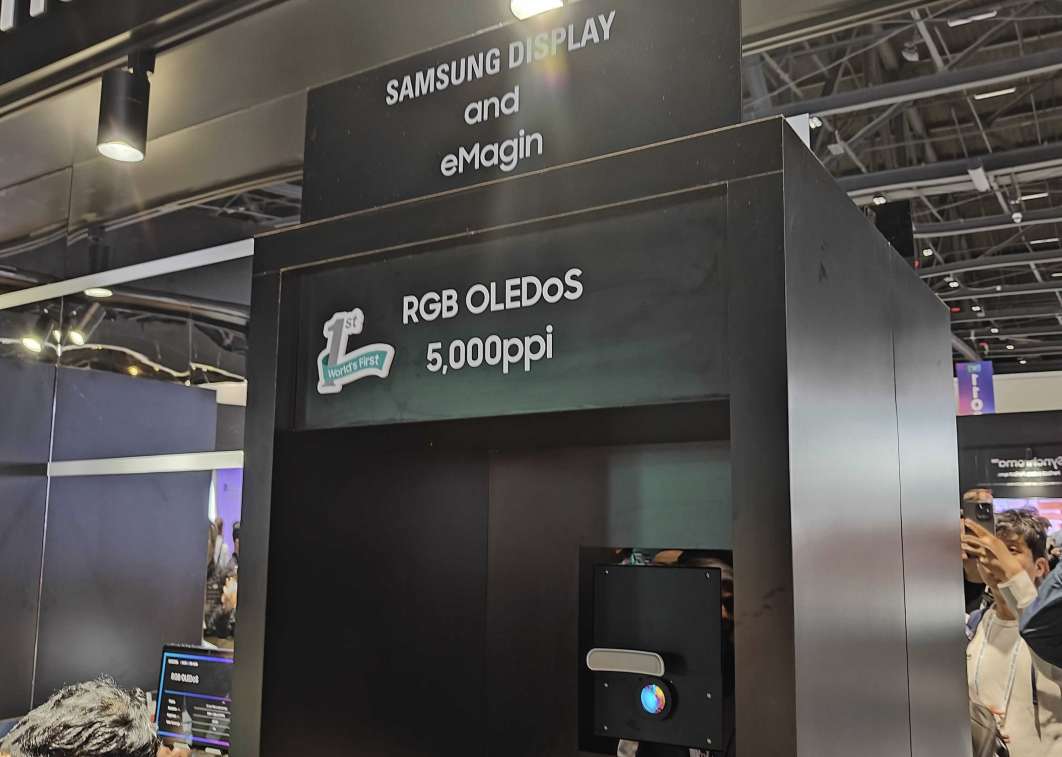 三星发布5000 ppi OLEDoS：亮度15000尼特，8K VR显示质量